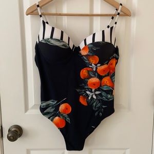 Brand new Cupshe one piece swimsuit